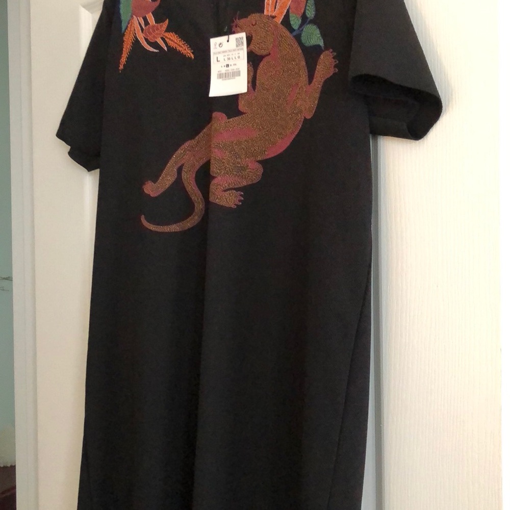 Tunic - Picture 5 of 8